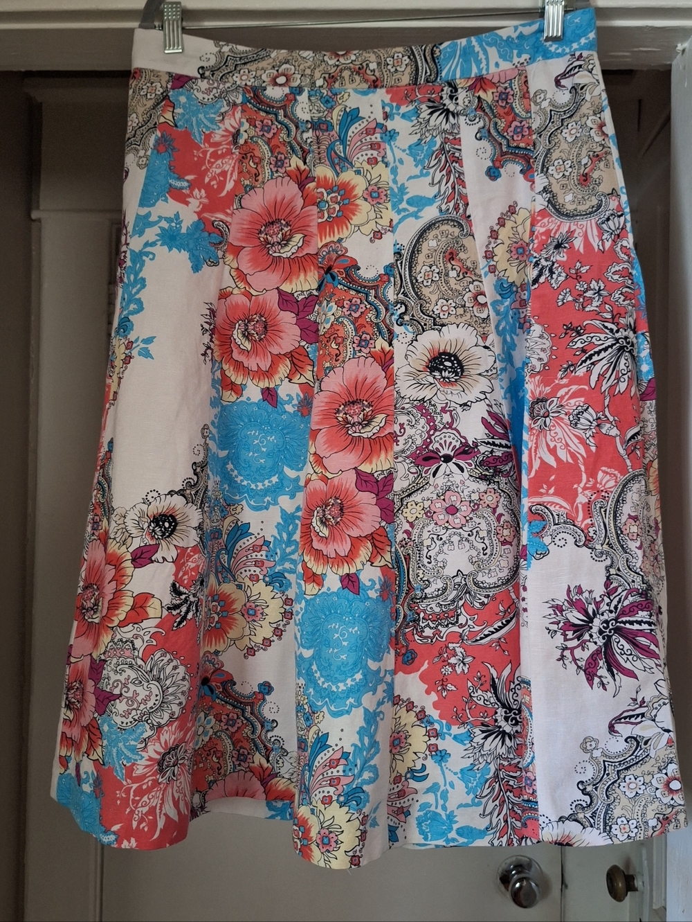 Grace Elements Floral Skirt. Size Large